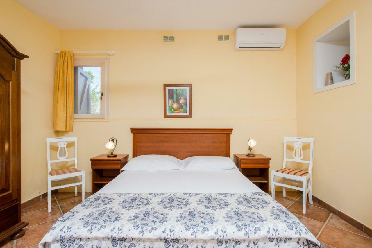 Relais Masseria Casina Dei Cari 普雷西切 外观 照片
